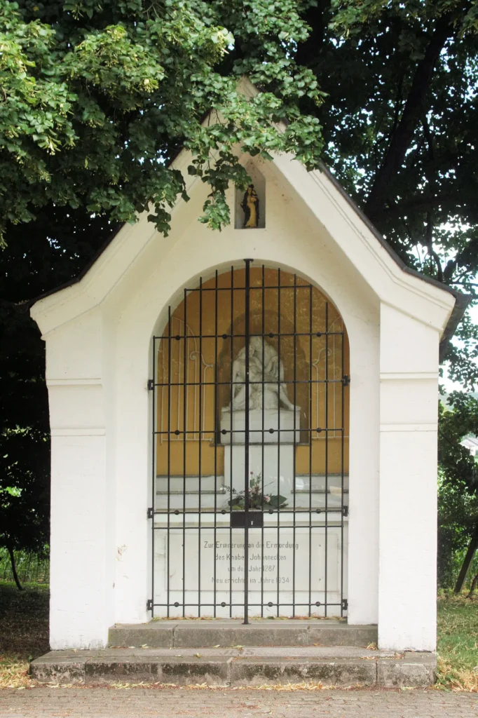 Ein Bild der Jöhänneckenkapelle in Siegburg
