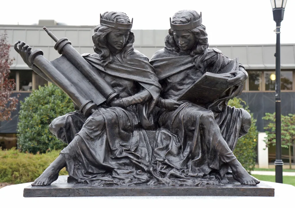 Bronzefiguren Synagoga und Ecclesia